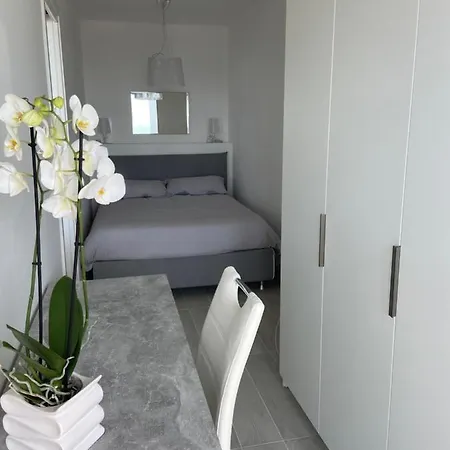 Les Nereids Beach Apartament
